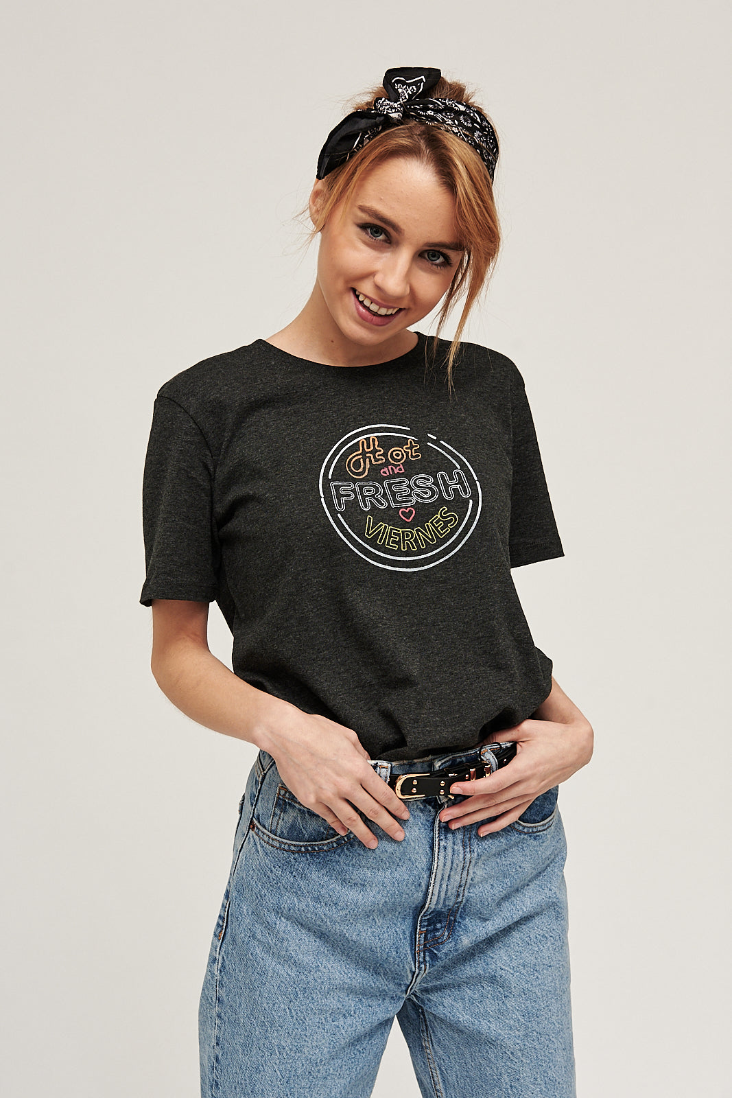 Hot Fresh Viernes Tee